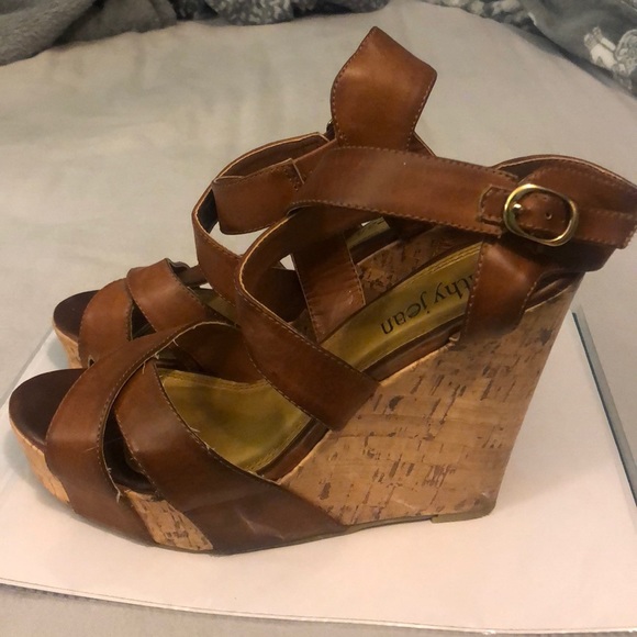 Cork Heels - Picture 2 of 5